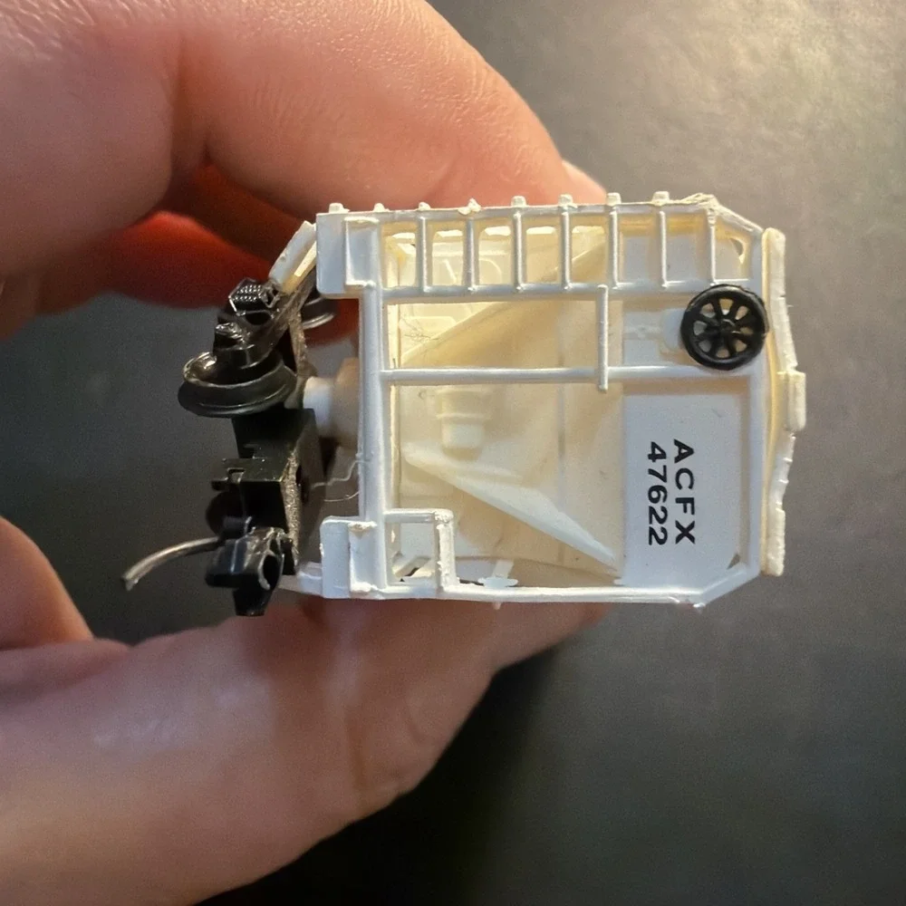 N Scale Bachmann ACF Center Flow Conditionaire Covered Hopper